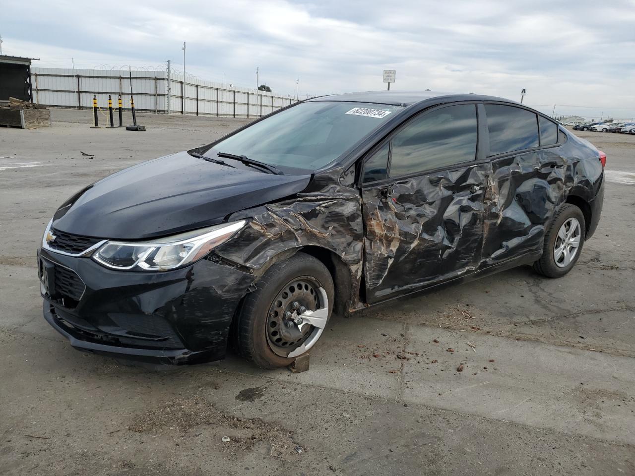 2018 Chevrolet Cruze - Image 1