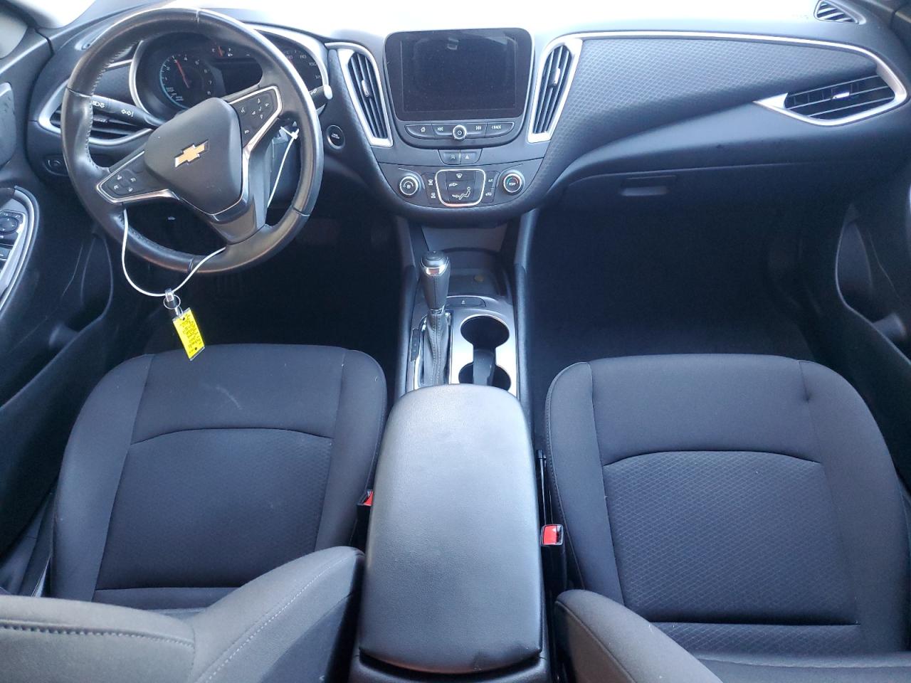 2020 Chevrolet Malibu - Image 8