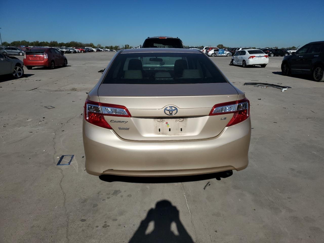 2012 Toyota Camry Base VIN: 4T4BF1FK7CR164205 Lot: 80671104