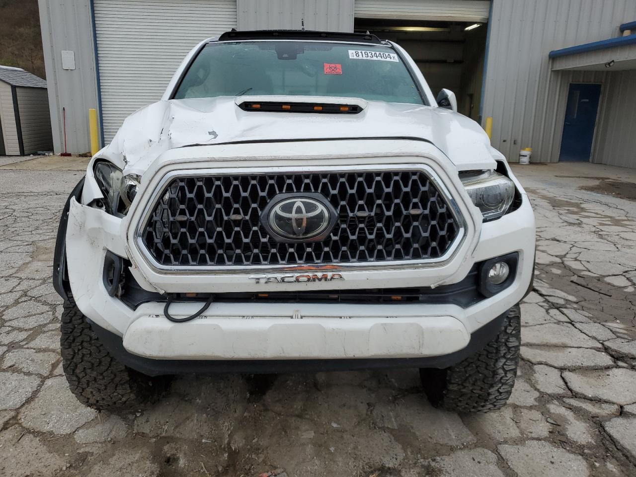 2019 Toyota Tacoma - Image 5