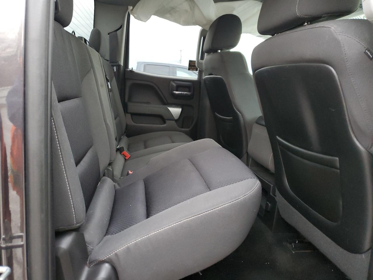 2014 Chevrolet Silverado - Image 10