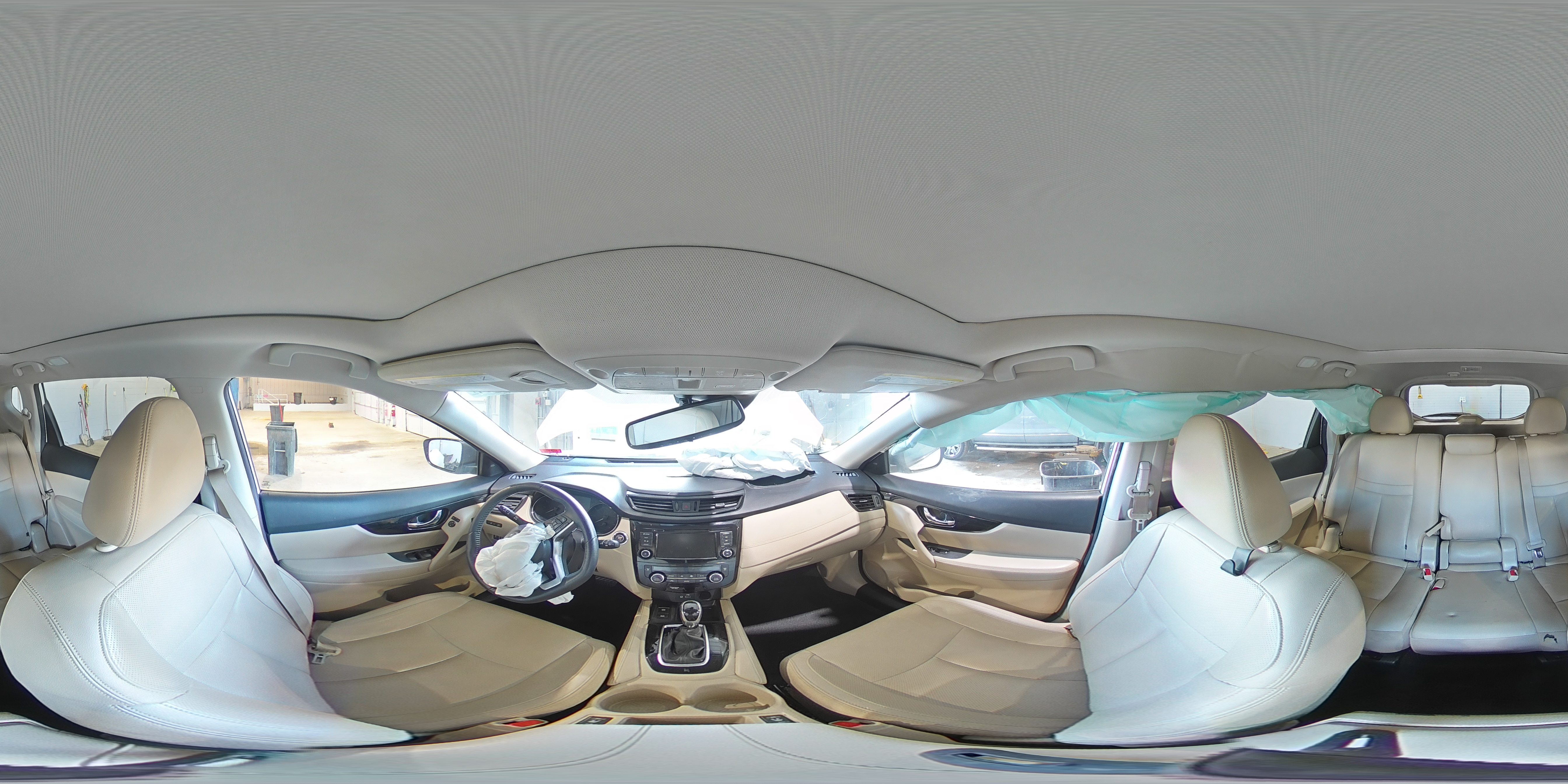 2019 Nissan Rogue - Image 16