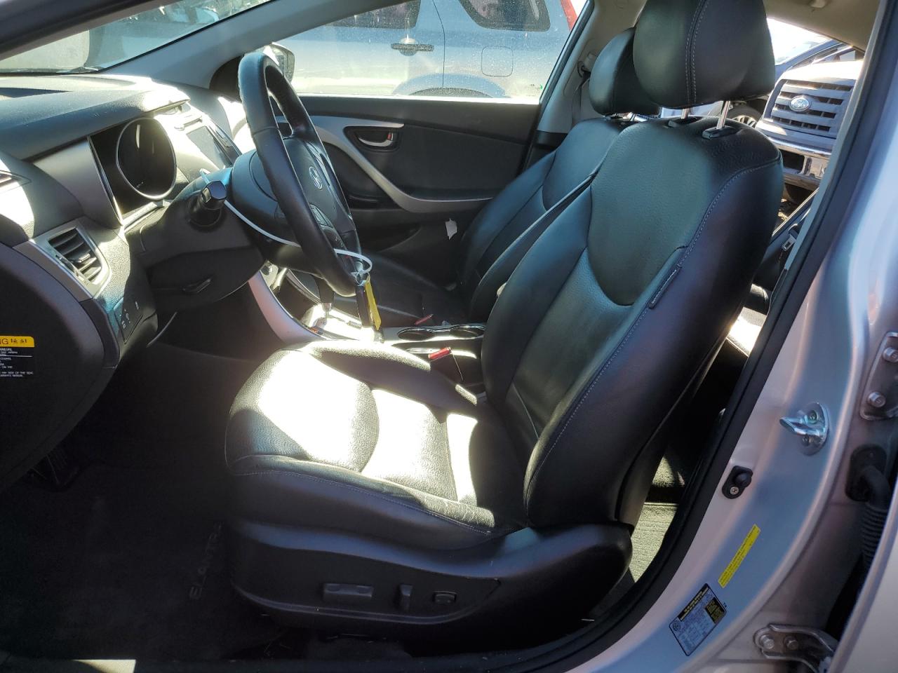 2013 Hyundai Elantra - Image 7