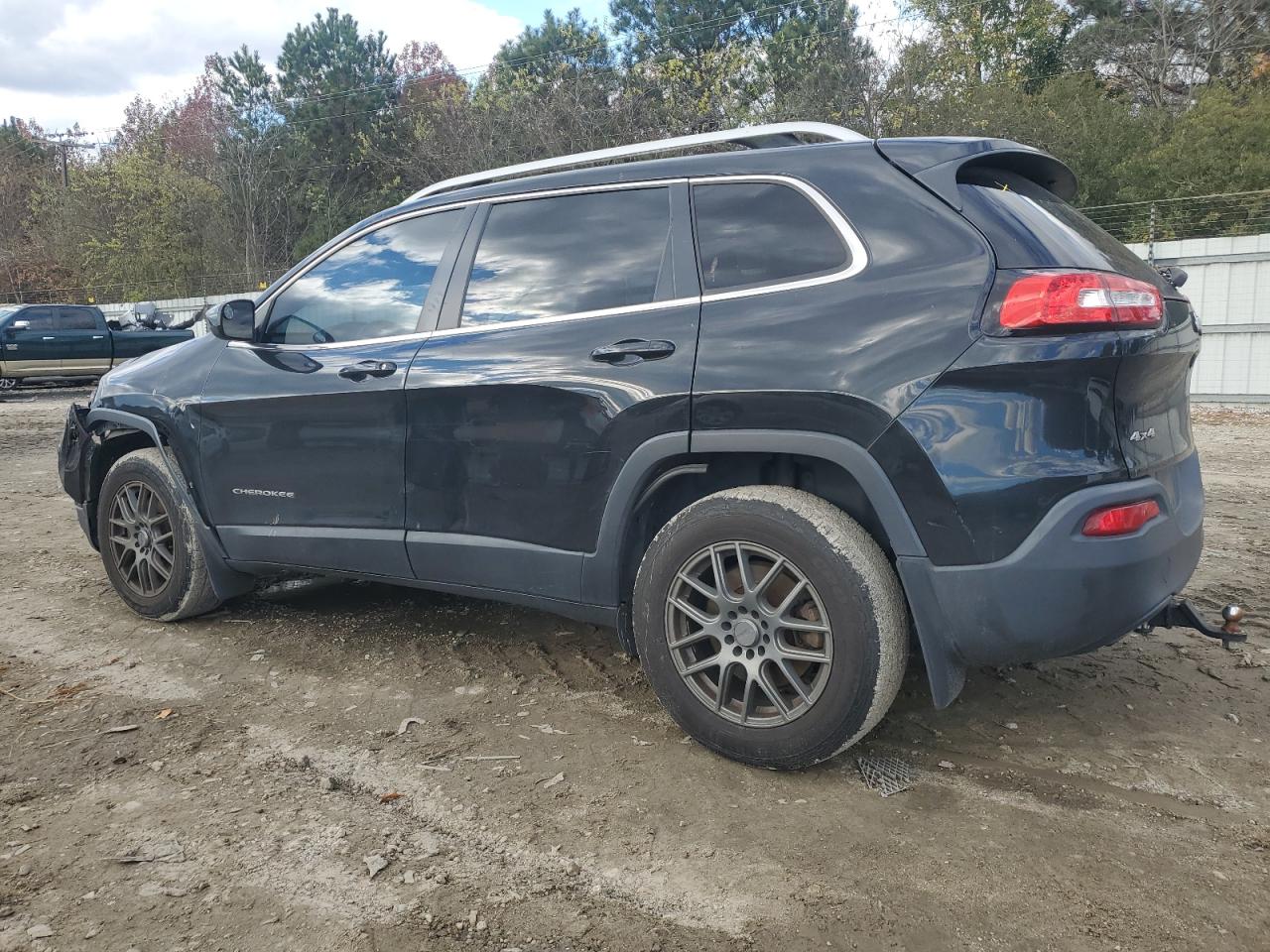 2016 Jeep Cherokee Latitude VIN: 1C4PJMCB0GW219032 Lot: 80558124