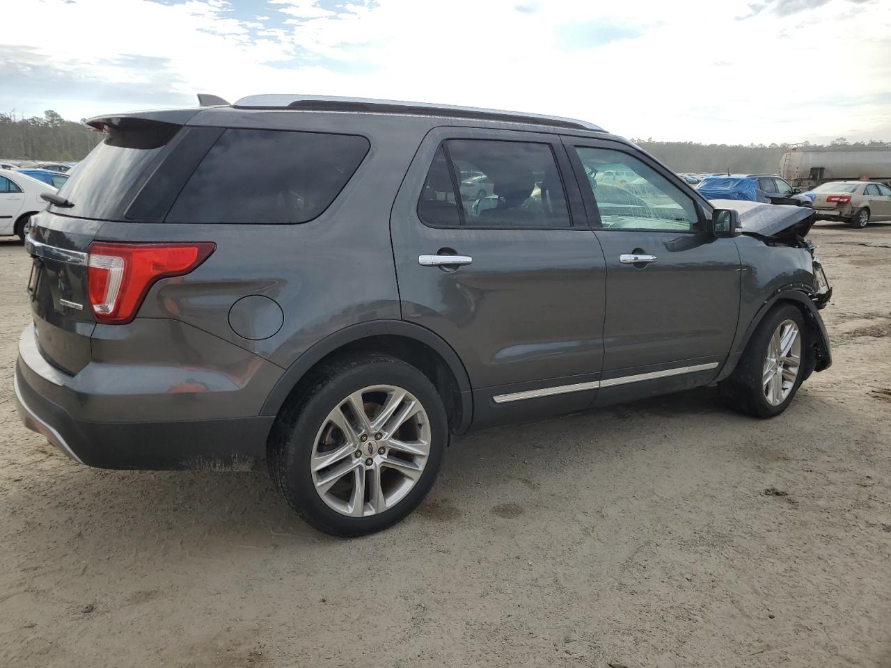 VIN 1FM5K7F87GGB49380 2016 FORD EXPLORER no.3