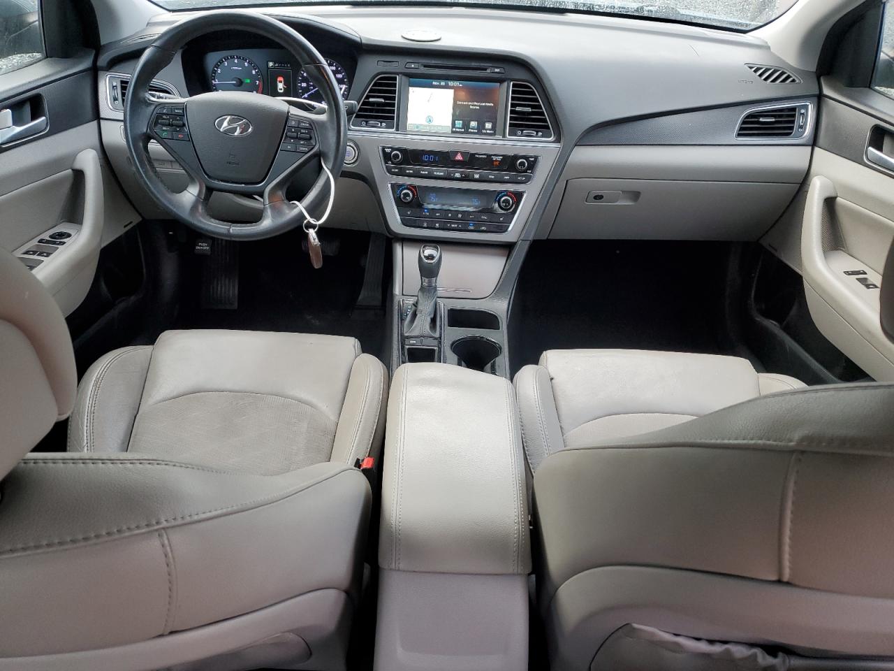 2015 Hyundai Sonata - Image 8