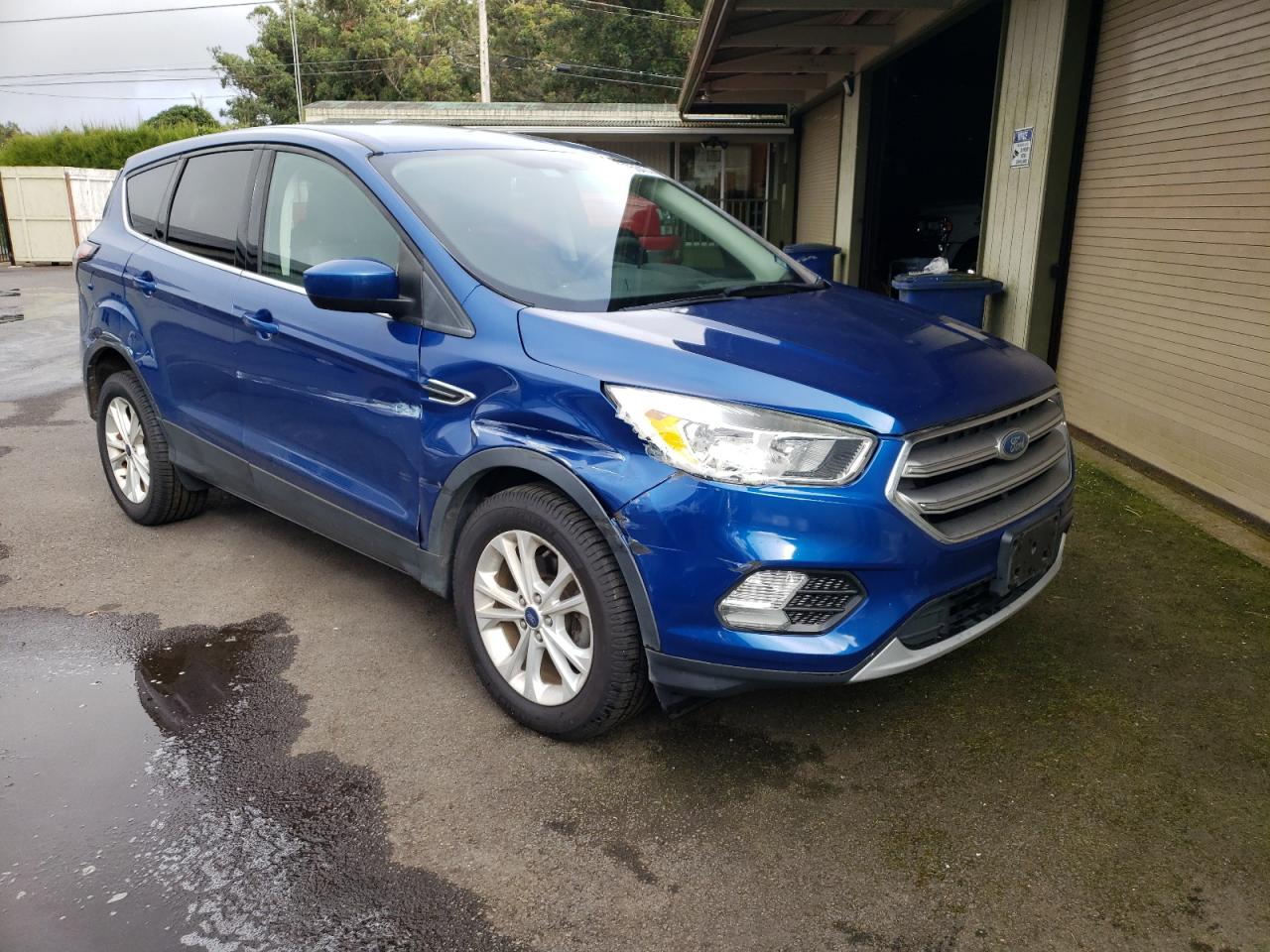 VIN 1FMCU0GD5HUE91126 2017 FORD ESCAPE no.4