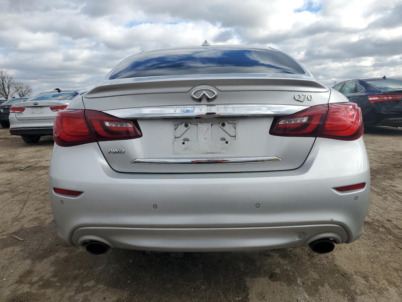 VIN JN1BY1AR0FM560397 2015 INFINITI Q70 no.6