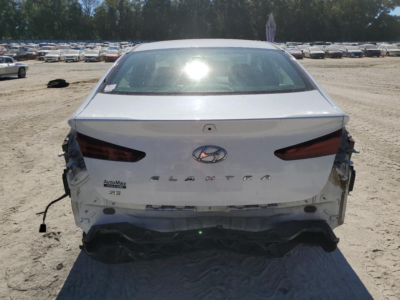 2019 Hyundai Elantra - Image 6