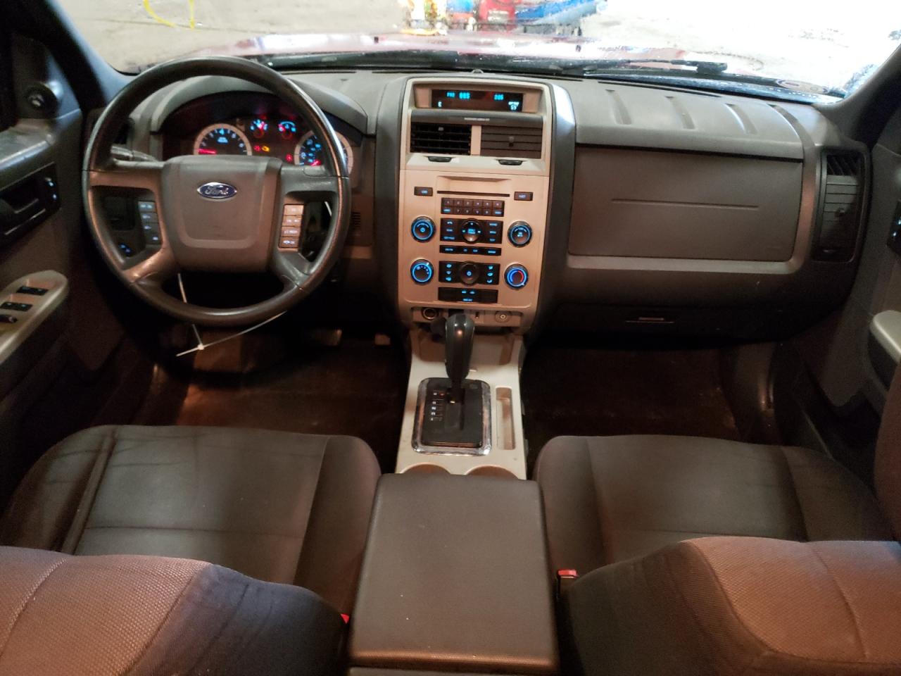 2011 Ford Escape - Image 8