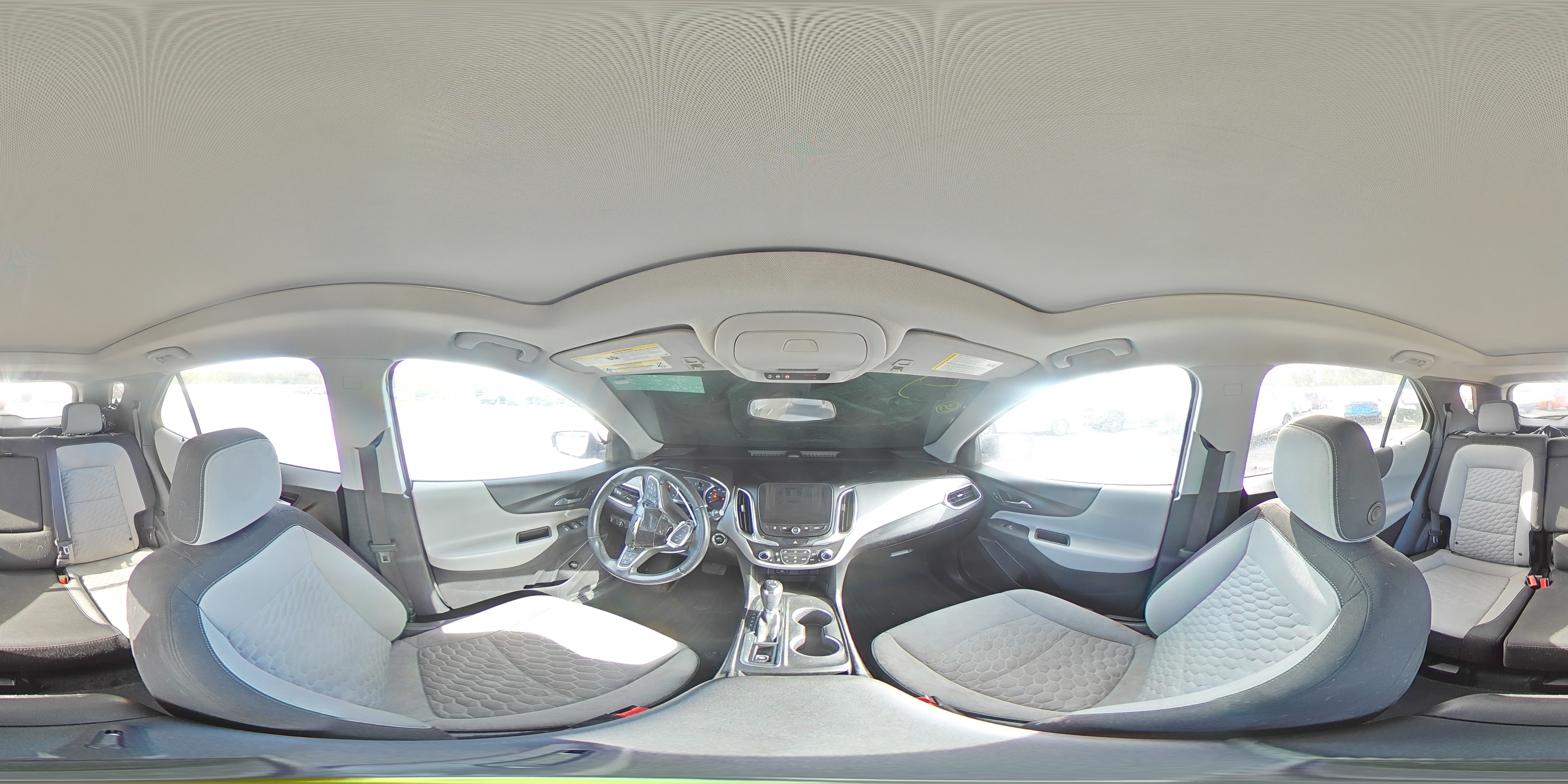 2018 Chevrolet Equinox - Image 14