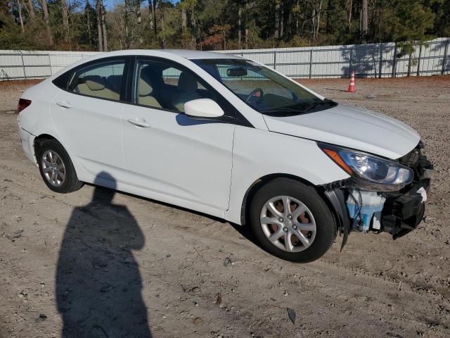  HYUNDAI ACCENT 2014 Белый