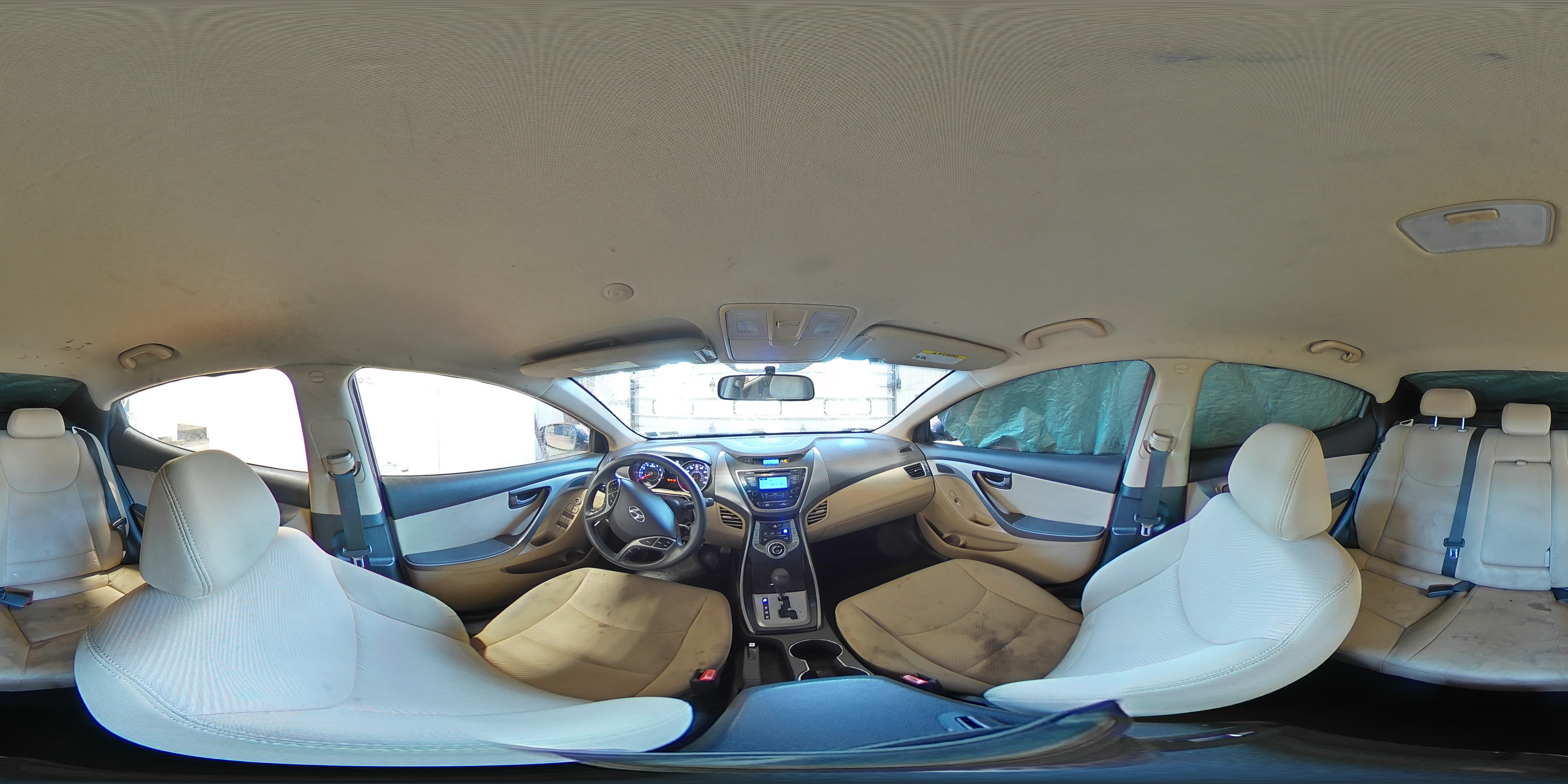 2013 Hyundai Elantra - Image 15
