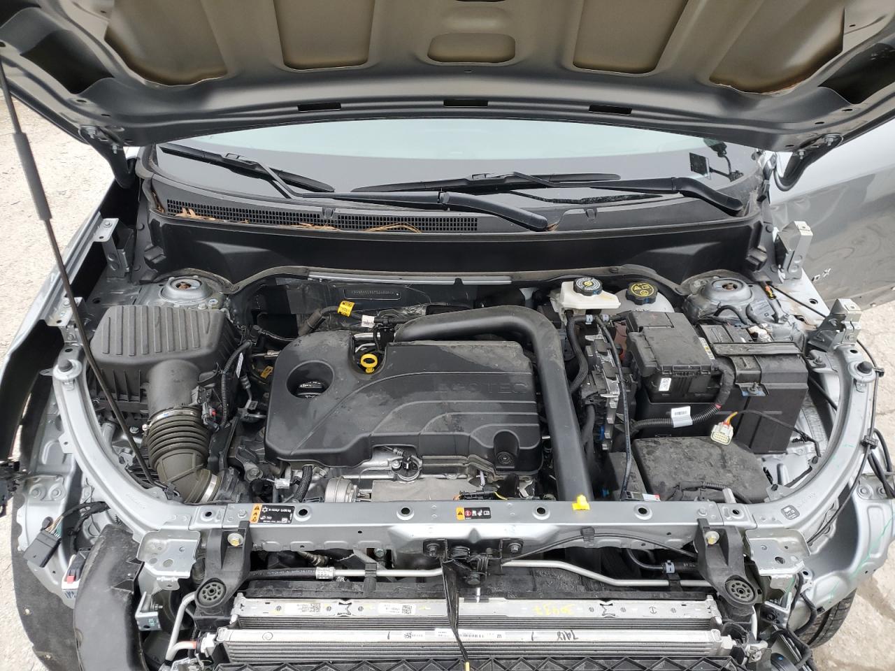 2023 Chevrolet Equinox - Image 12