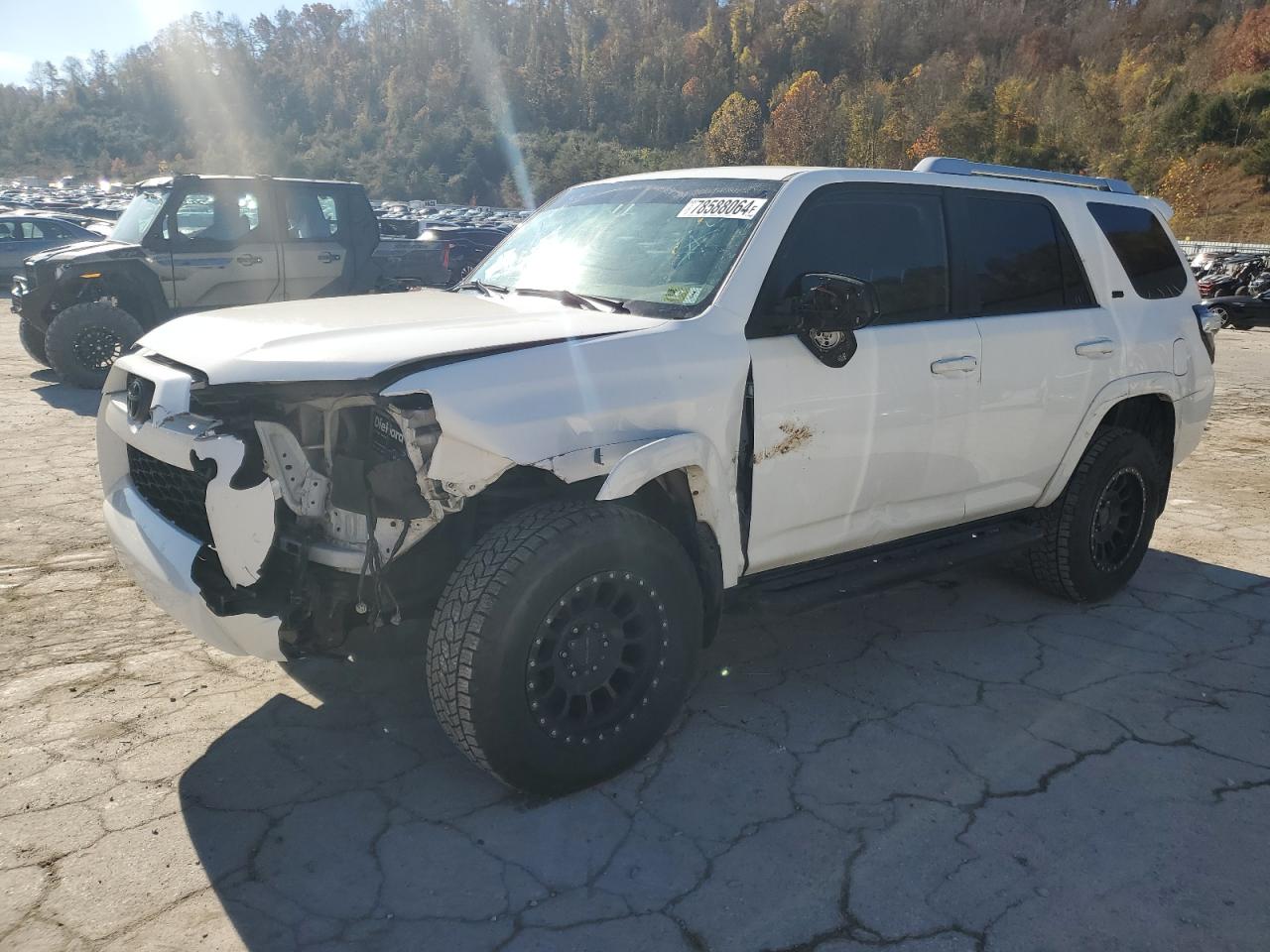 2017 Toyota 4Runner - Image 1