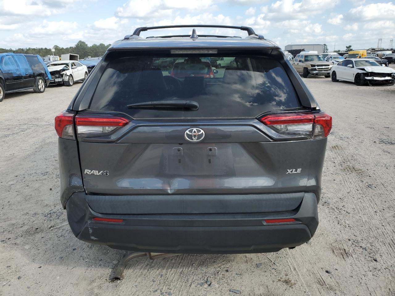2021 Toyota RAV 4 - Image 6