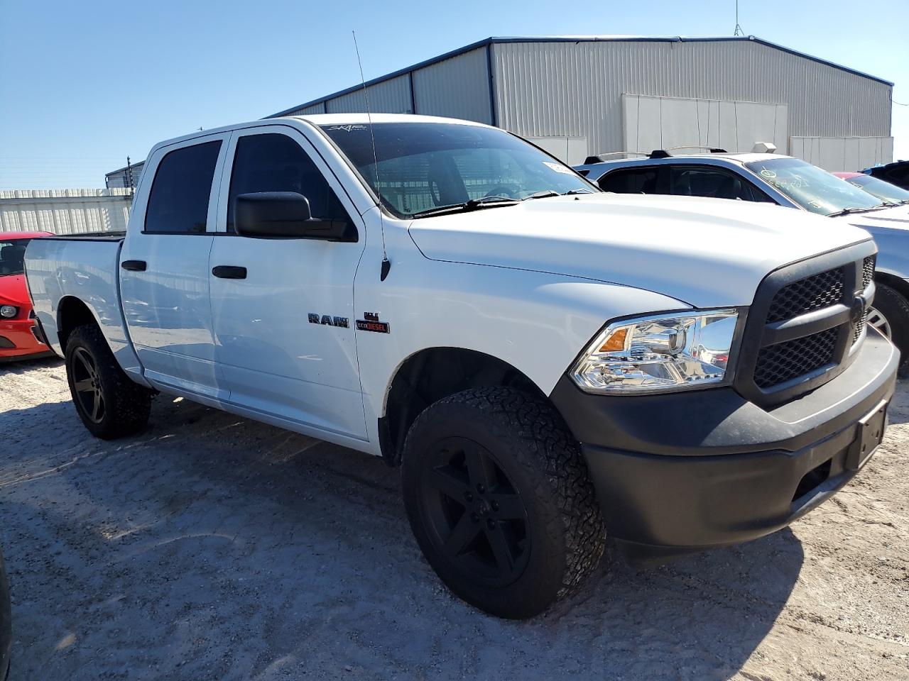2016 RAM 1500 - Image 4