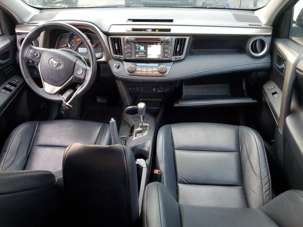 2015 Toyota RAV 4 - Image 8