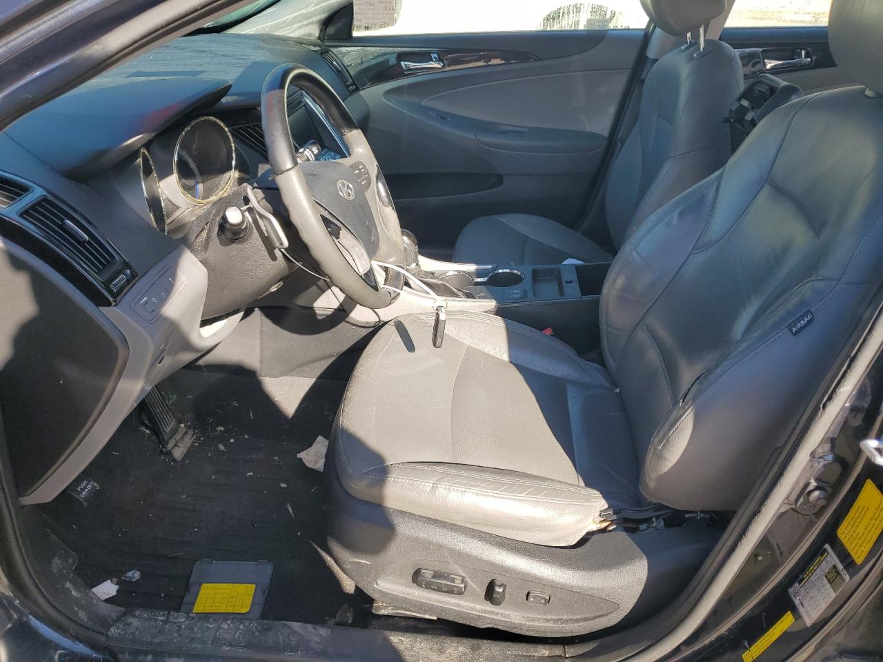 2013 Hyundai Sonata - Image 7