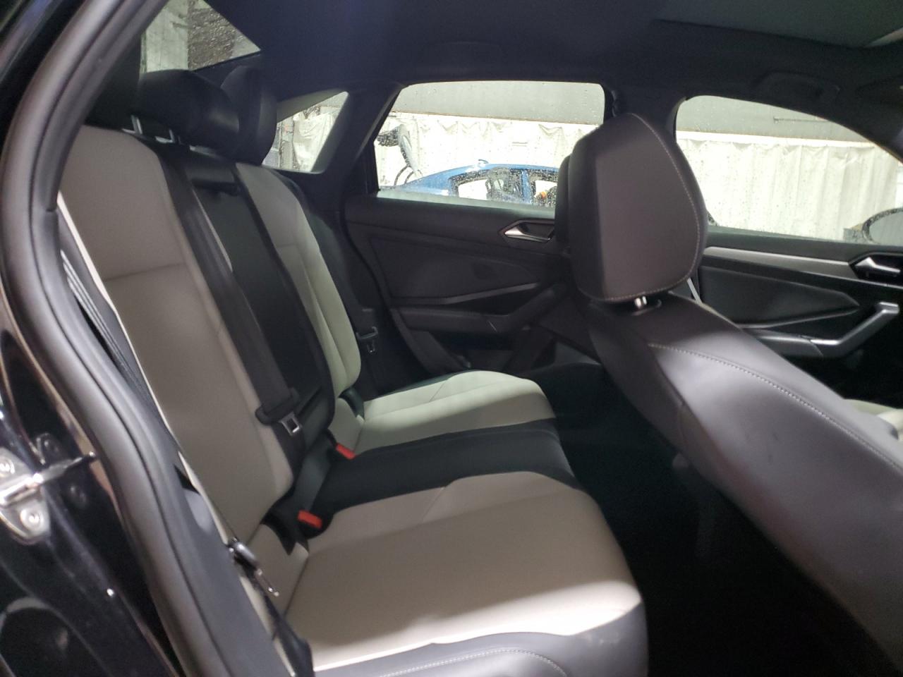 2020 Volkswagen Jetta - Image 11