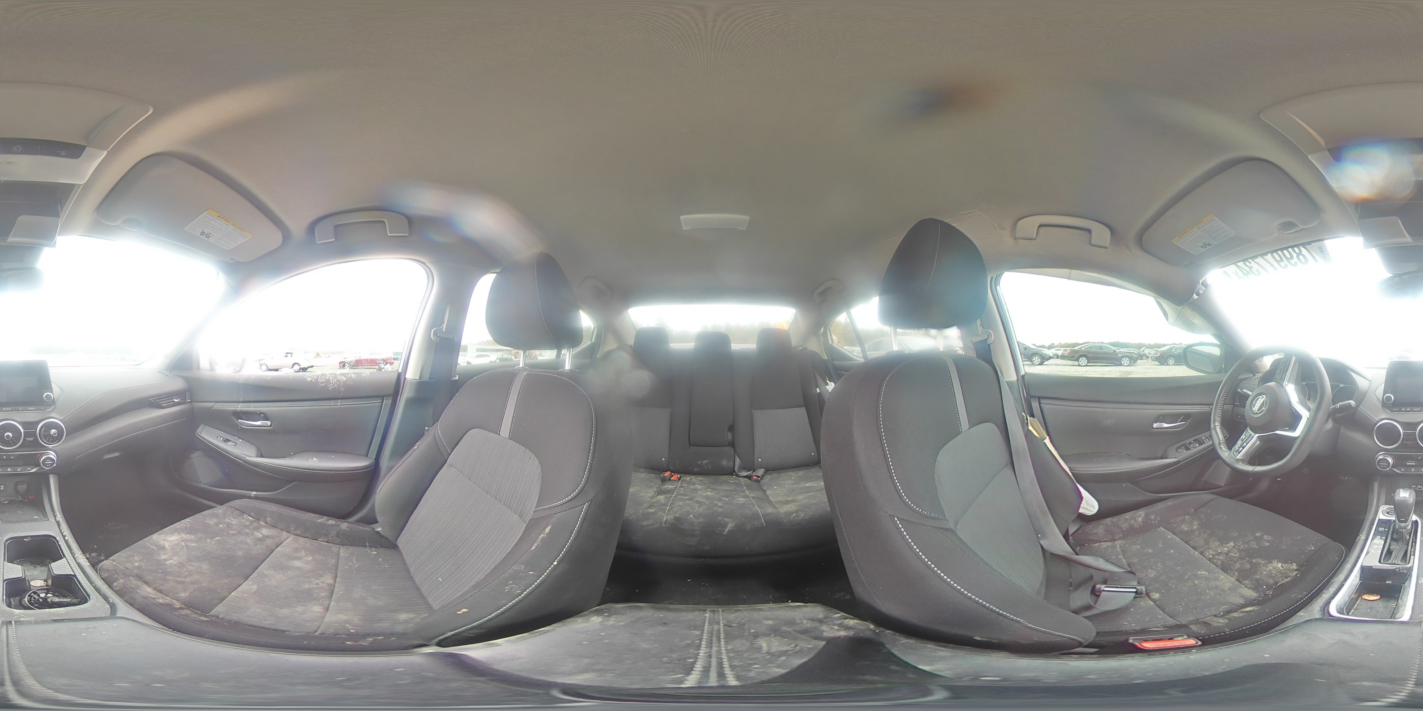 2022 Nissan Sentra - Image 13