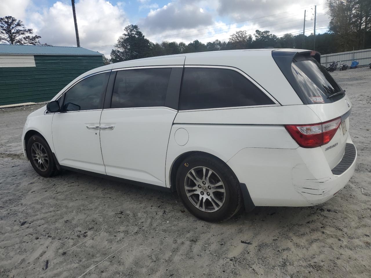 2013 Honda Odyssey - Image 2