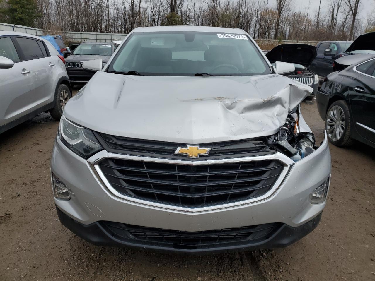 VIN 3GNAXUEV5KS523464 2019 CHEVROLET EQUINOX no.5