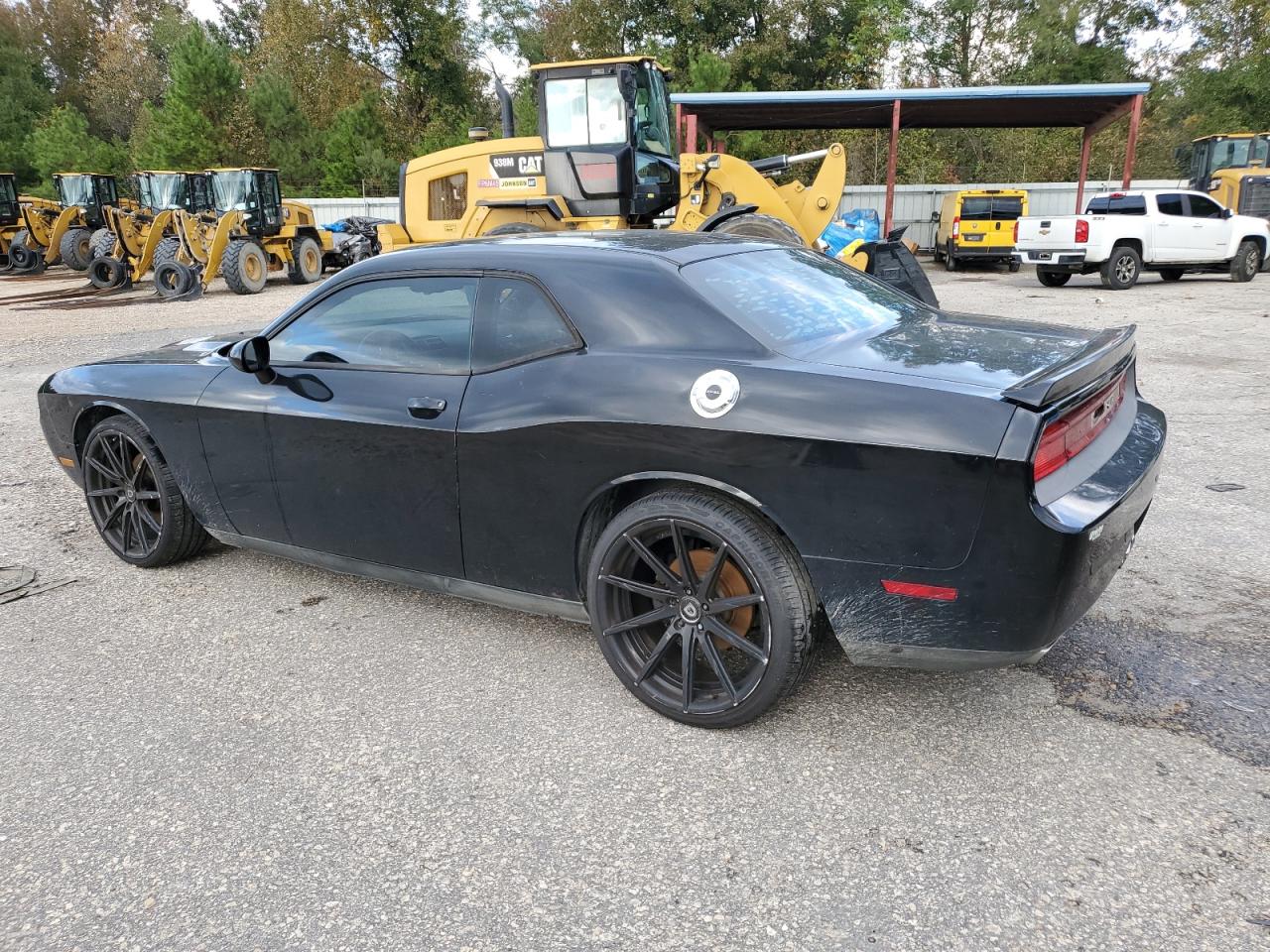 VIN 2C3CDYAG3DH511591 2013 DODGE CHALLENGER no.2