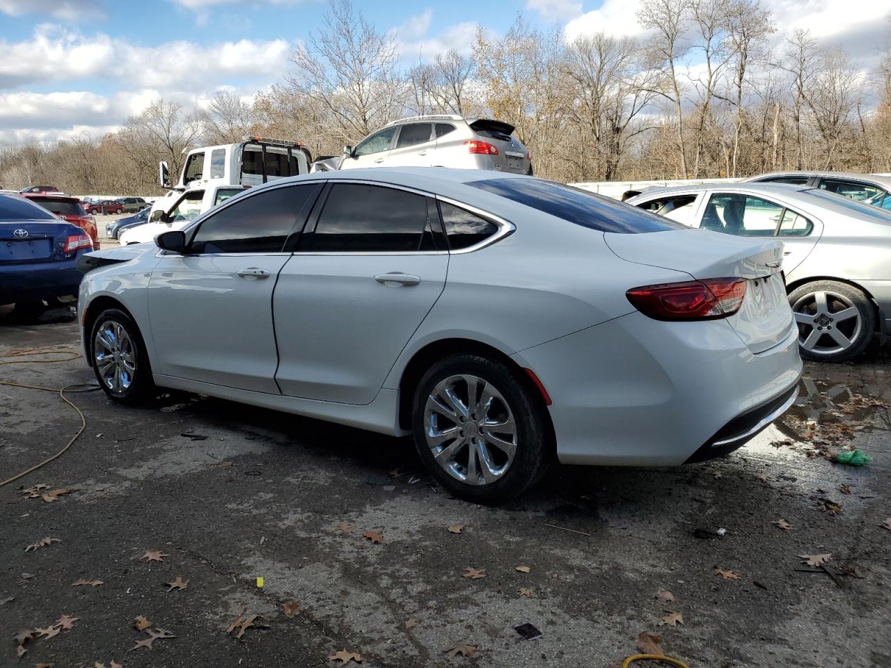 2016 Chrysler 200 - Image 2