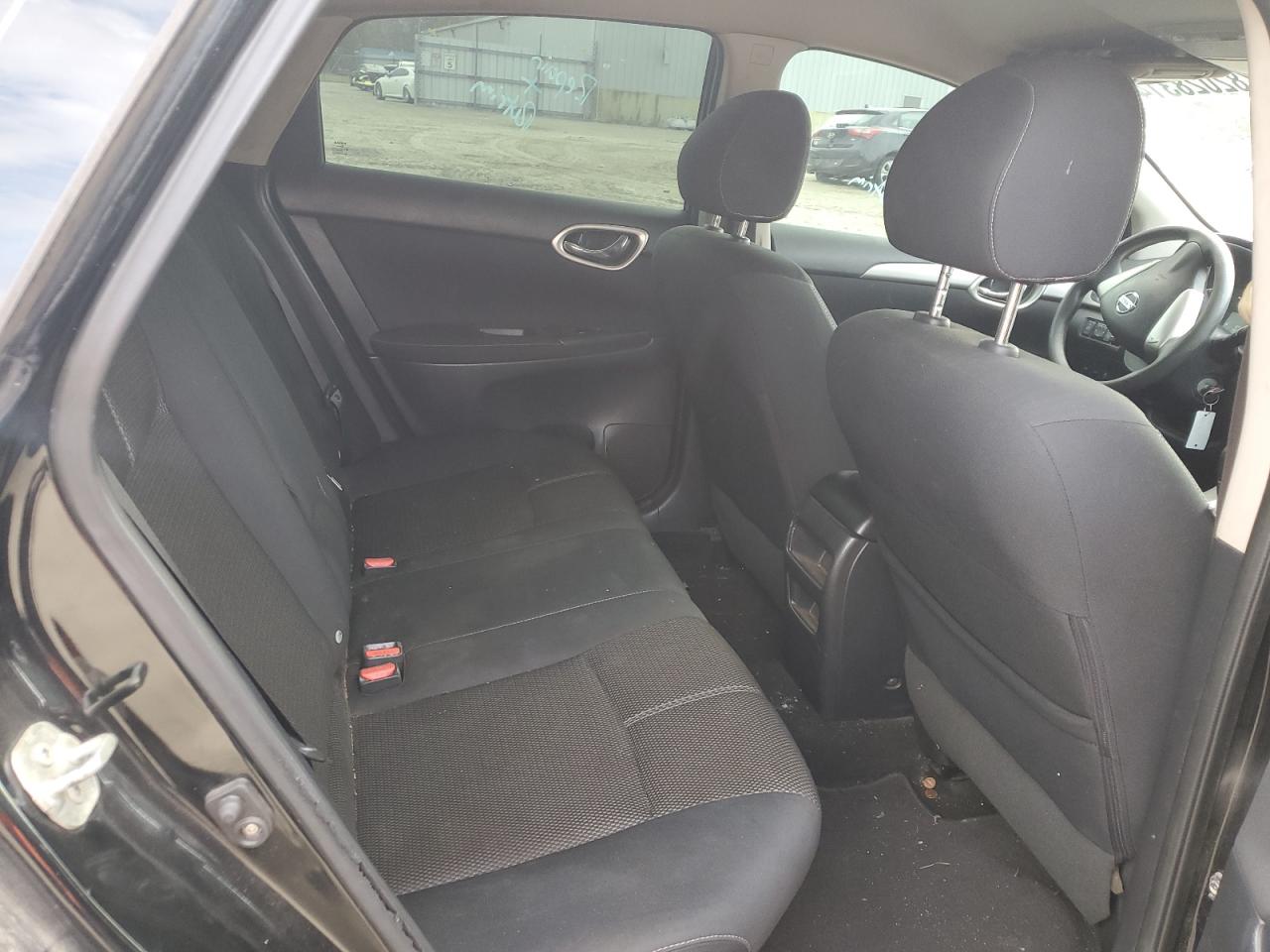 2014 Nissan Sentra - Image 10