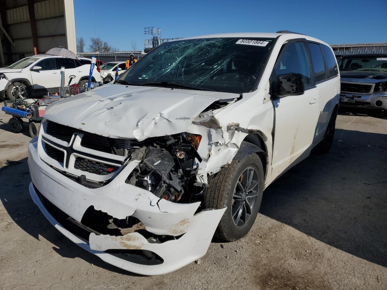 VIN 2C4RDGEG4JR146578 2018 DODGE CARAVAN no.1