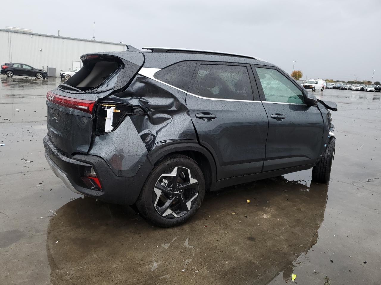 2024 Kia Seltos - Image 3