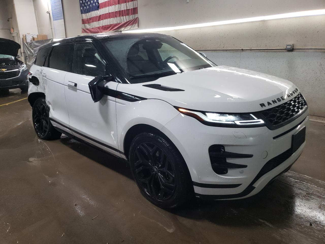 2023 Land Rover Range Rover - Image 4