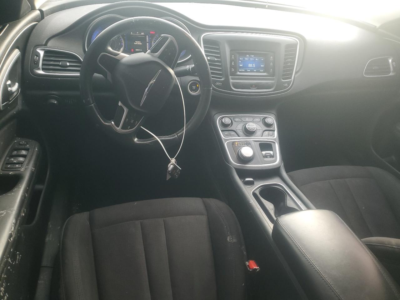2015 Chrysler 200 - Image 8