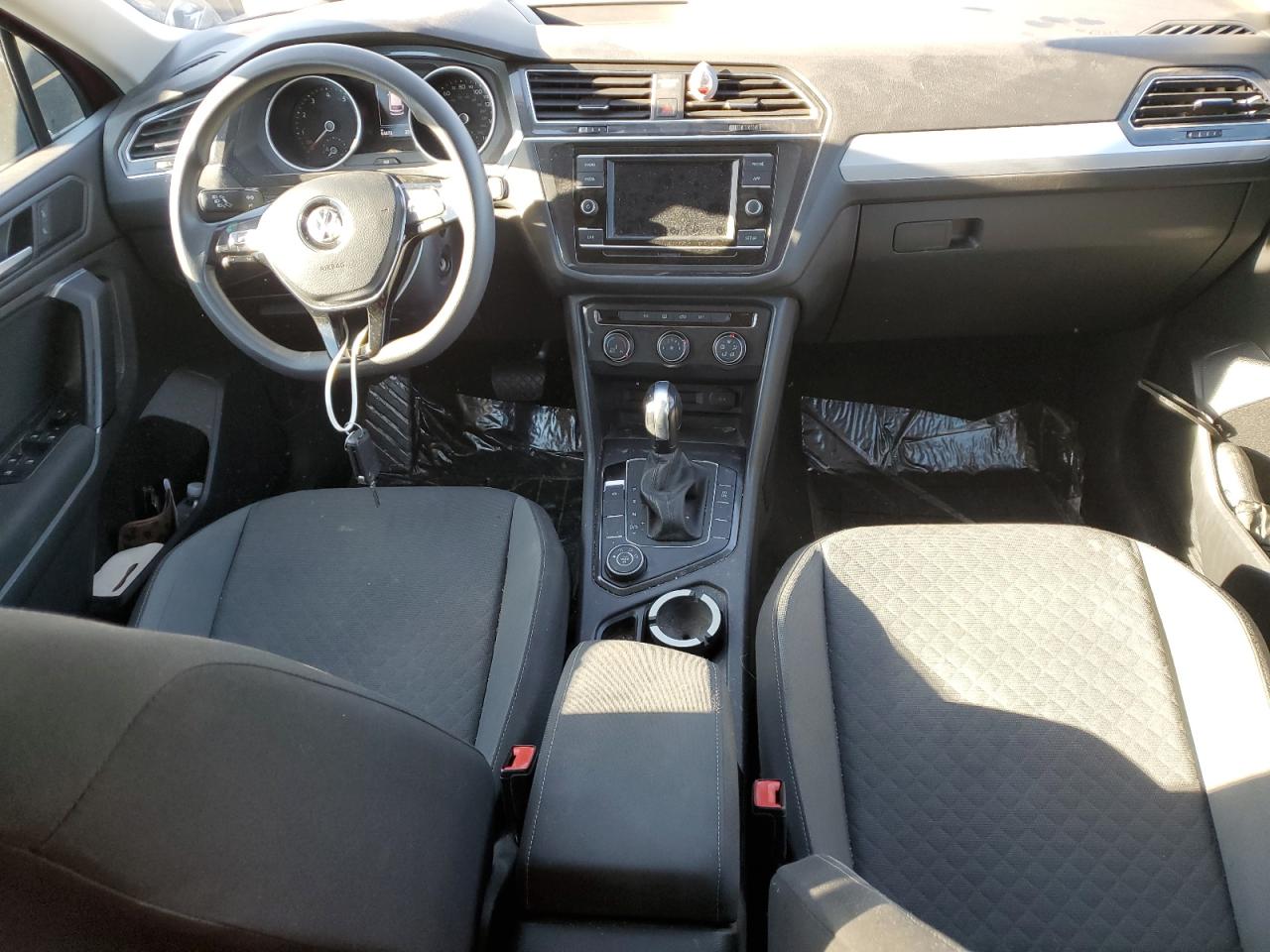 2019 Volkswagen Tiguan - Image 8