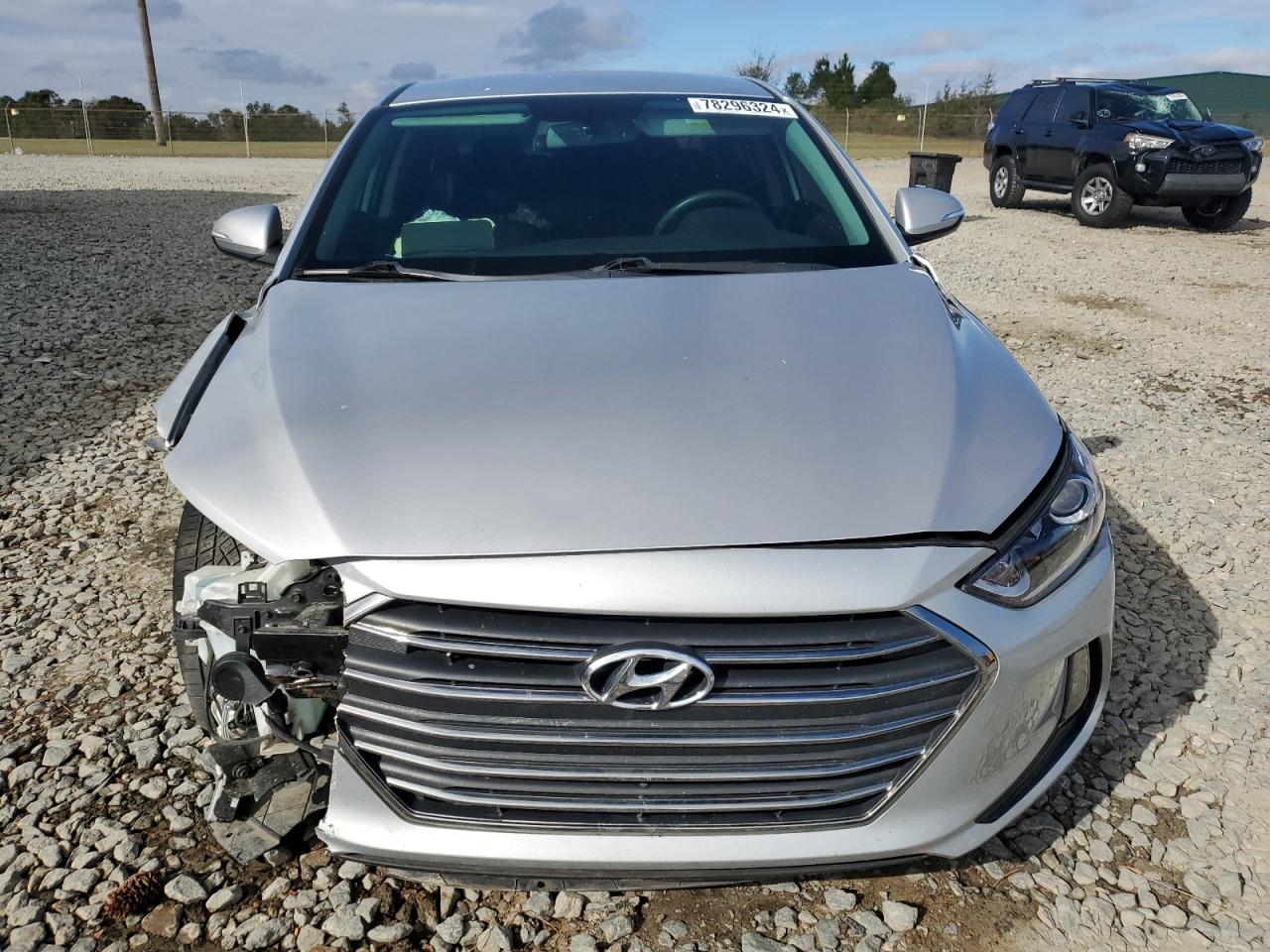 2018 Hyundai Elantra - Image 5