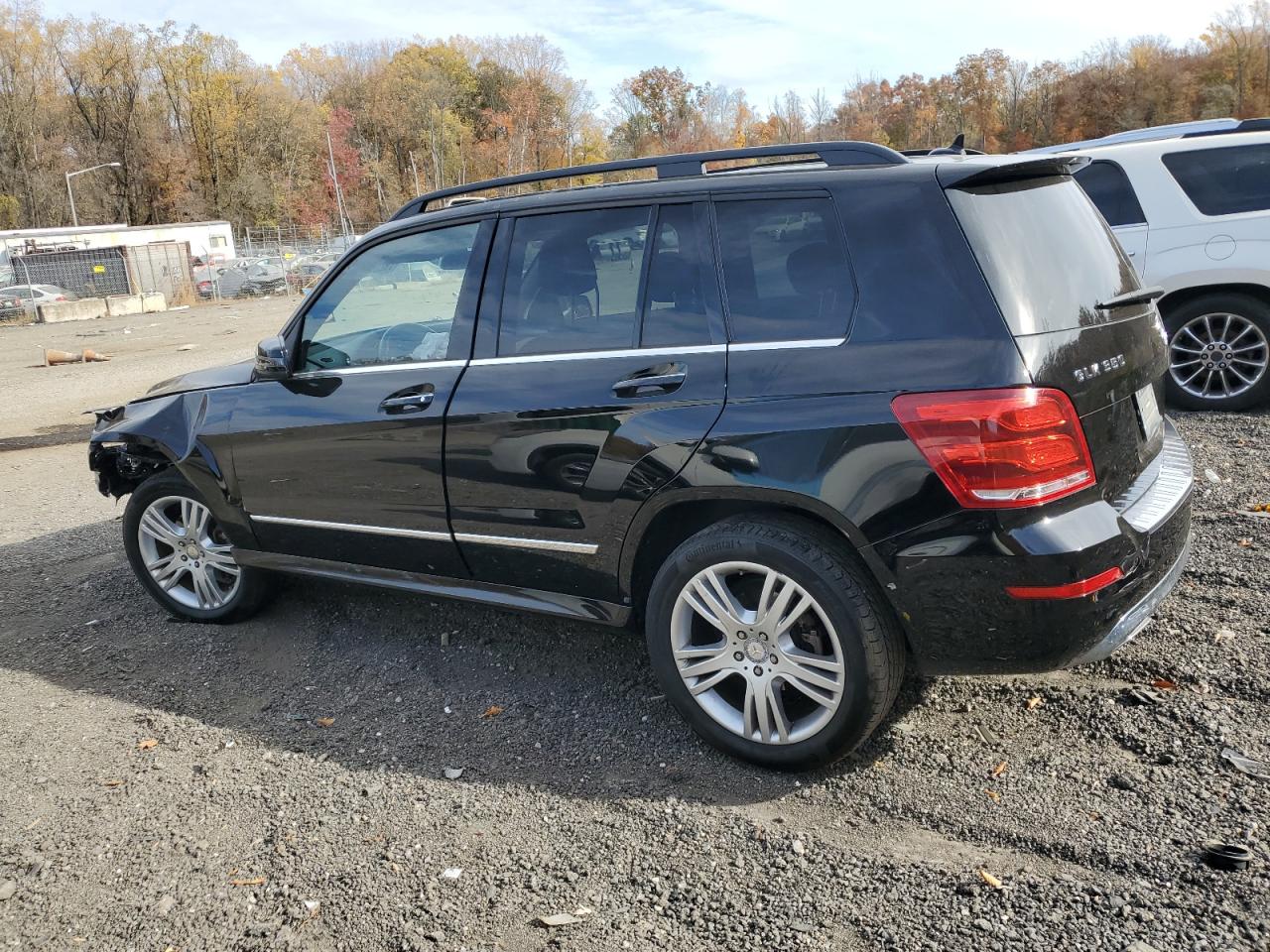 VIN WDCGG8JB8FG349071 2015 MERCEDES-BENZ GLK-CLASS no.2