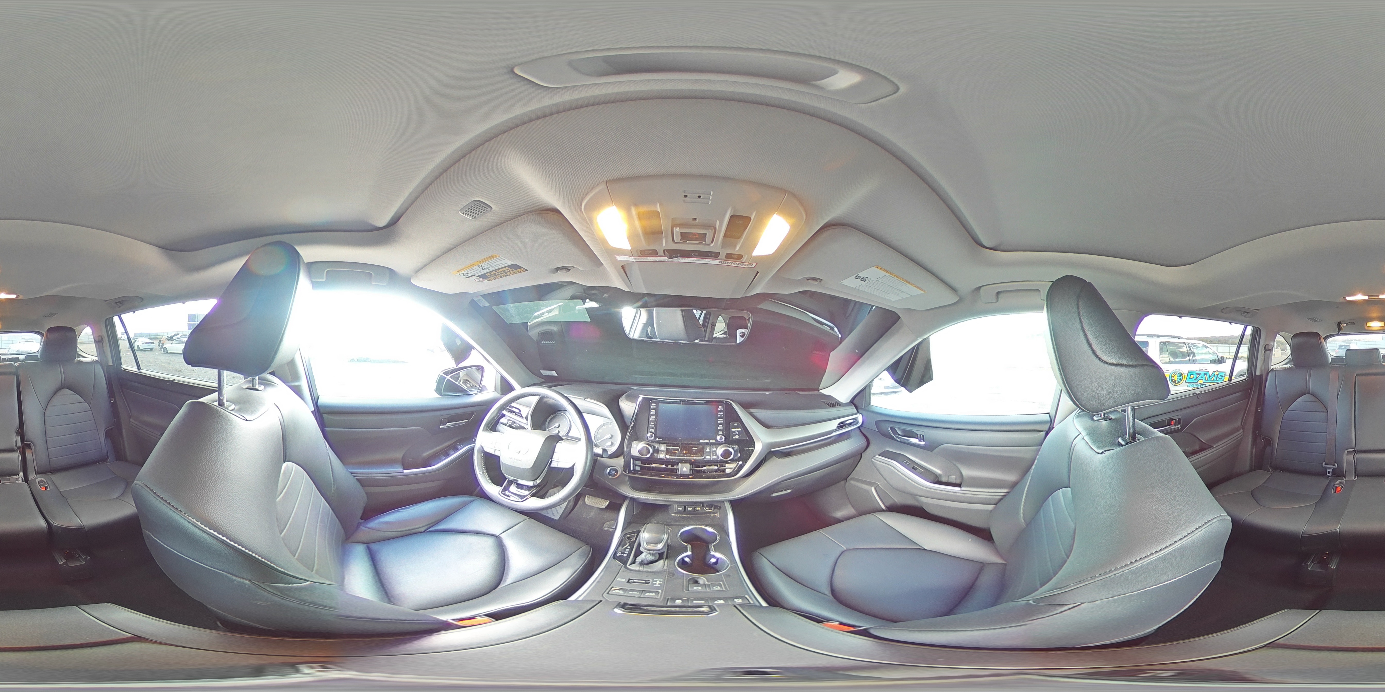 2020 Toyota Highlander - Image 14