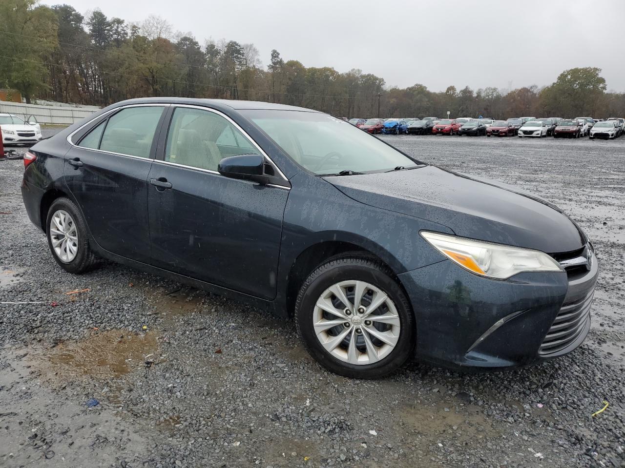 2015 Toyota Camry - Image 4
