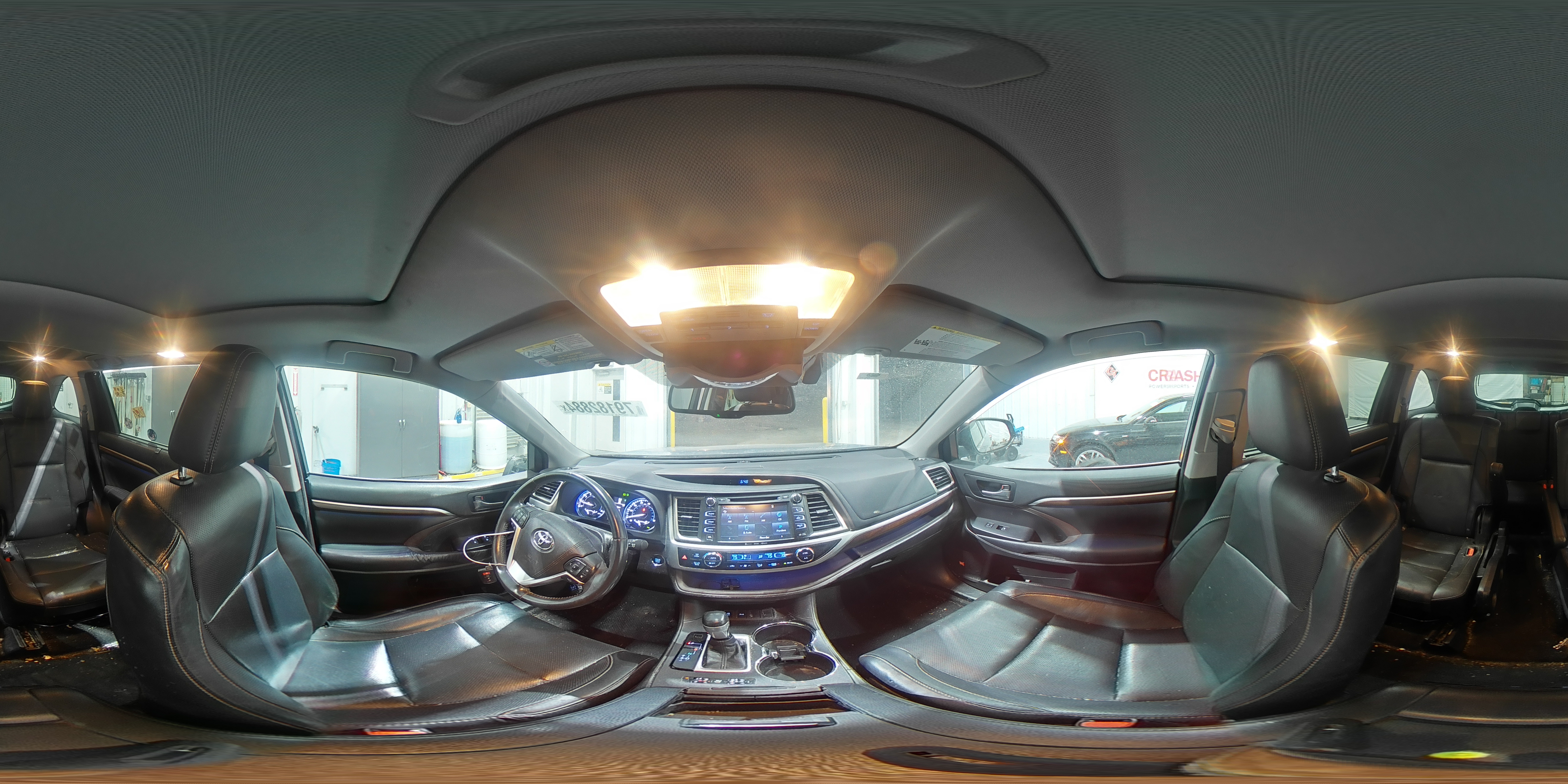 2016 Toyota Highlander - Image 14