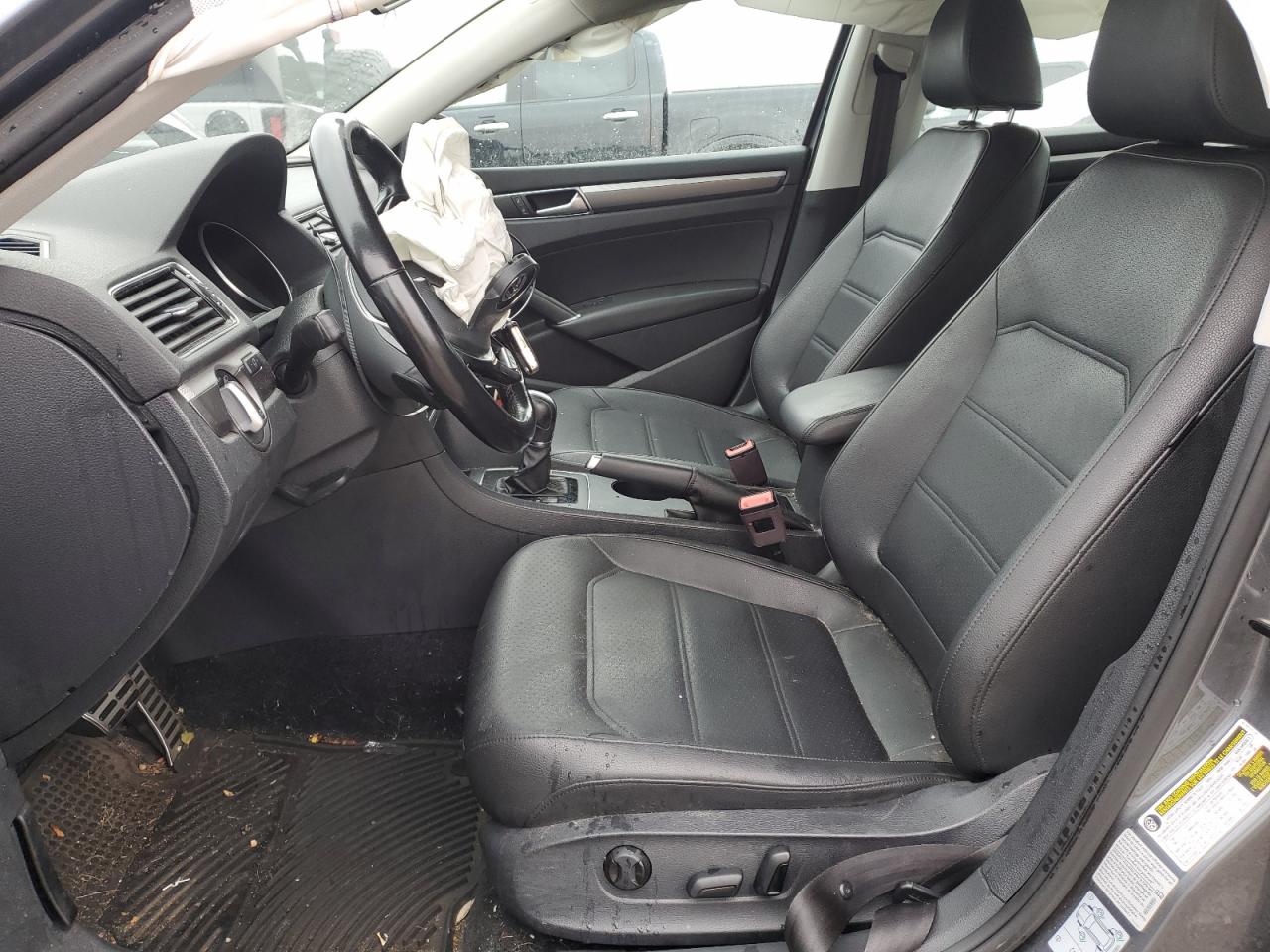 2017 Volkswagen Passat R-Line VIN: 1VWDT7A33HC086051 Lot: 81758824