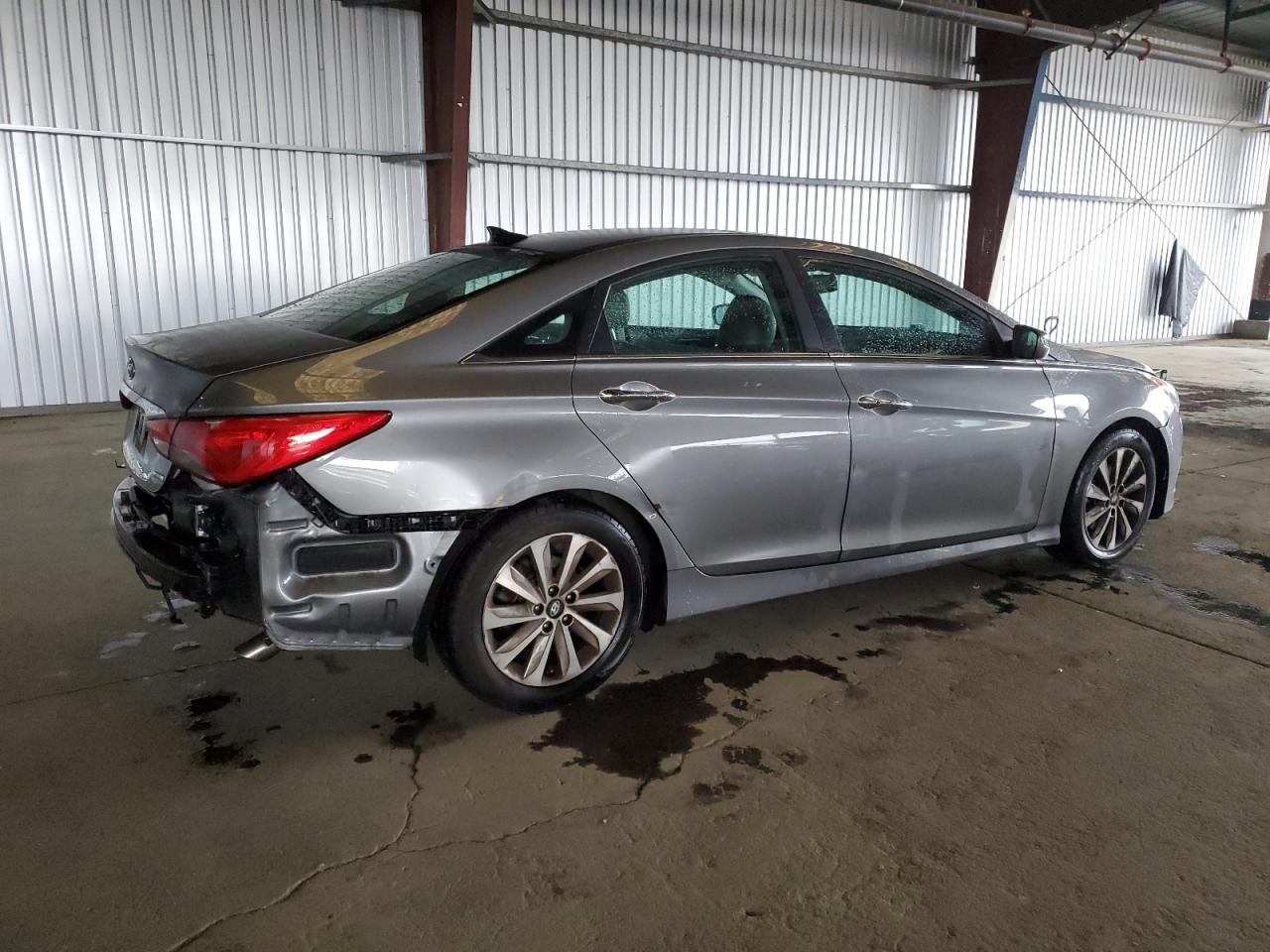 2014 Hyundai Sonata - Image 3
