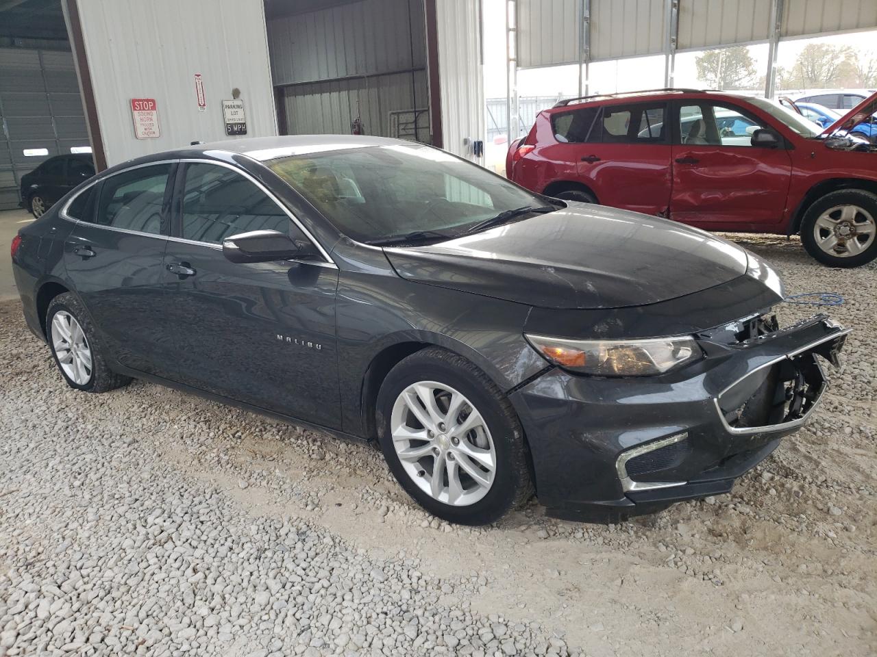 2017 Chevrolet Malibu - Image 4