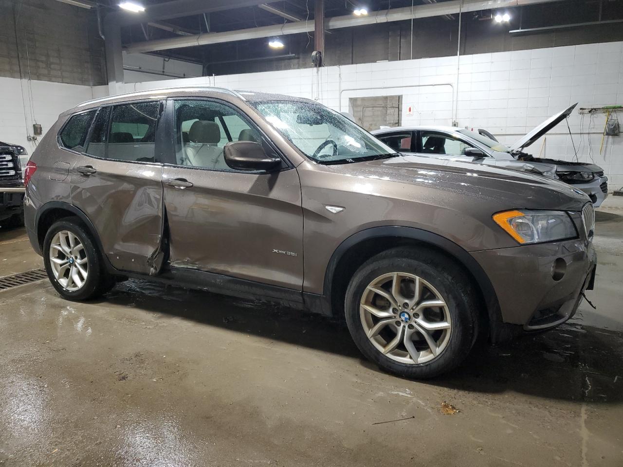 VIN 5UXWX7C51E0E76935 2014 BMW X3 no.4