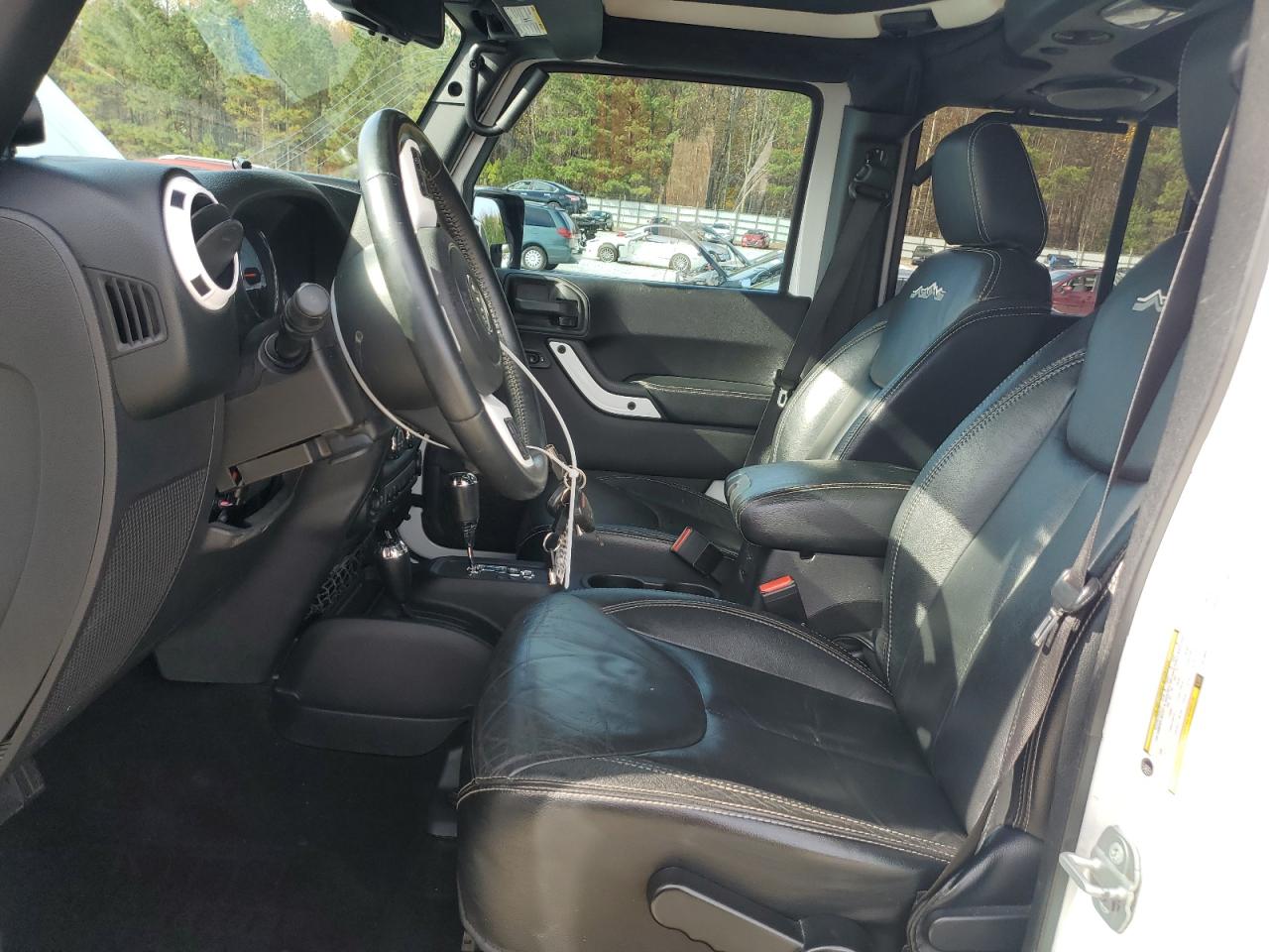 2014 Jeep Wrangler - Image 7