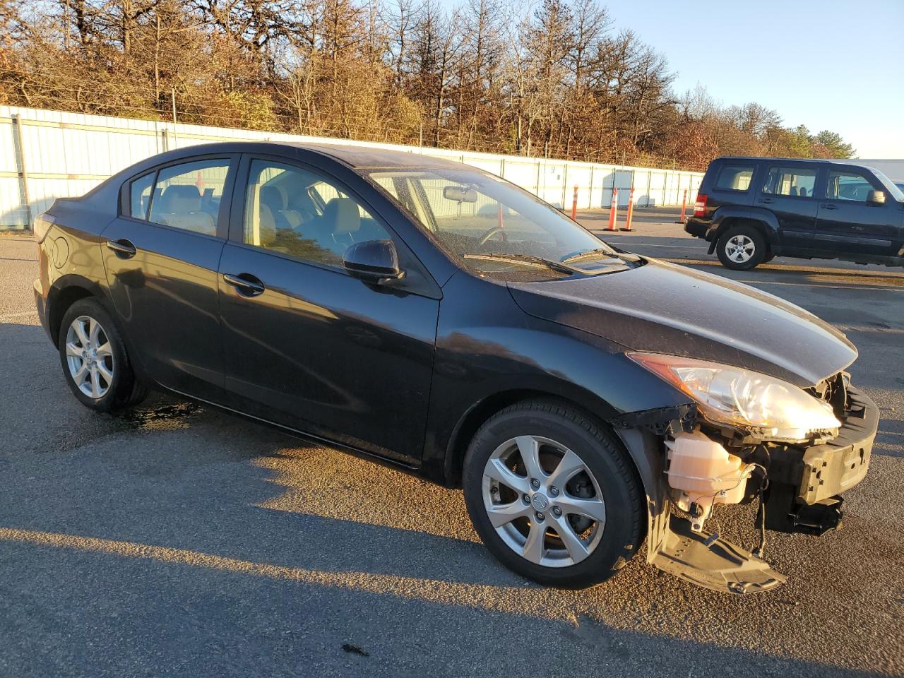 2011 Mazda 3 - Image 4