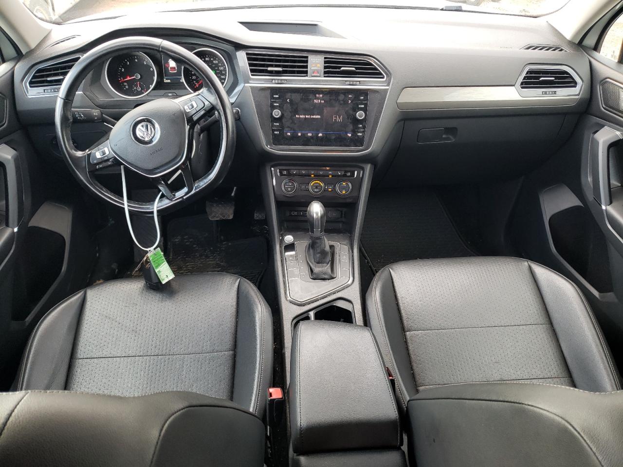 2018 Volkswagen Tiguan - Image 8