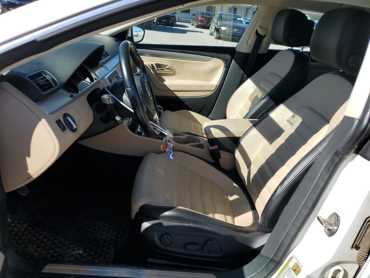 2015 Volkswagen Passat CC - Image 7