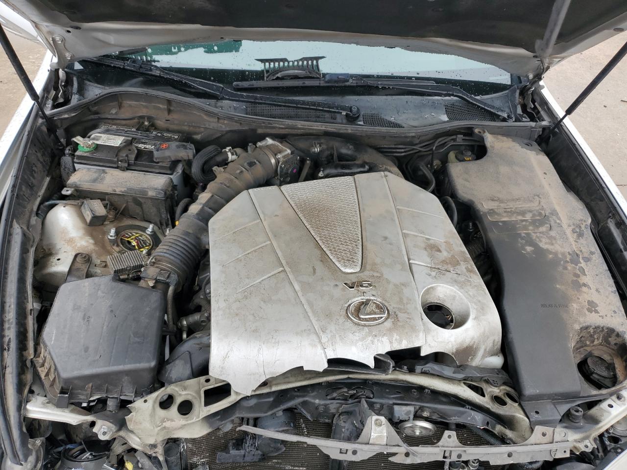 2010 Lexus GS - Image 12