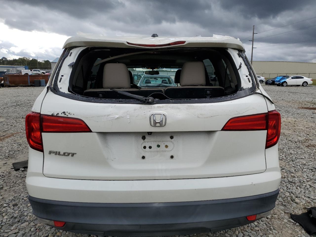 2016 Honda Pilot - Image 6